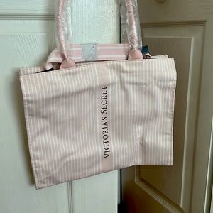 Victoria's Secret tote